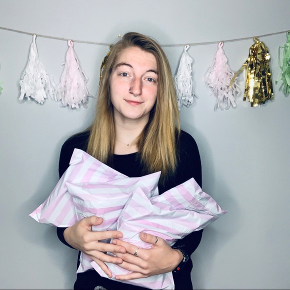 Welcome! Read below💞 - Picture 6 of 8